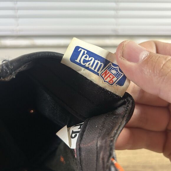 Vintage Cincinnati Bengals Leather Snapback Hat Modern Brand USA Team NFL OSFA - Picture 9 of 12